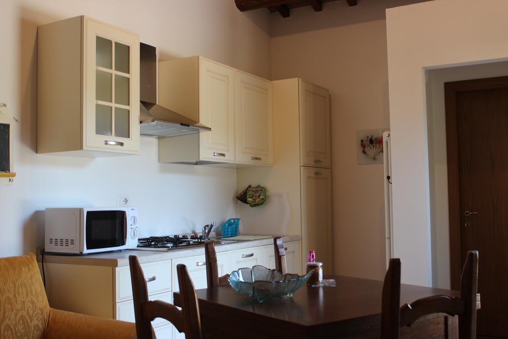 Agriturismo Mandrioli 普拉托韦基奥 外观 照片